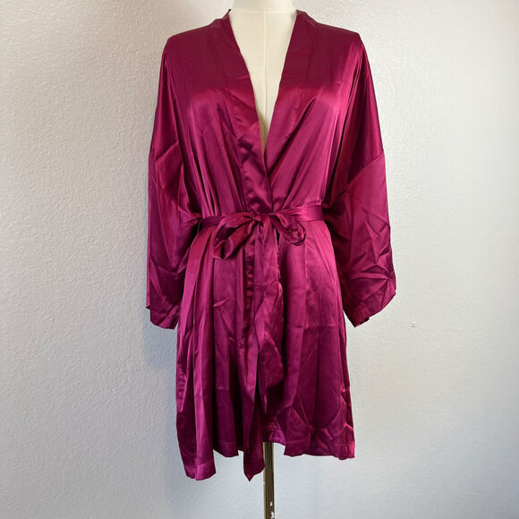 Victoria's Secret Other - VTG Victorias Secret Angels Robe Womens OS Pink Satin Kimono Glam Lounge Y2K